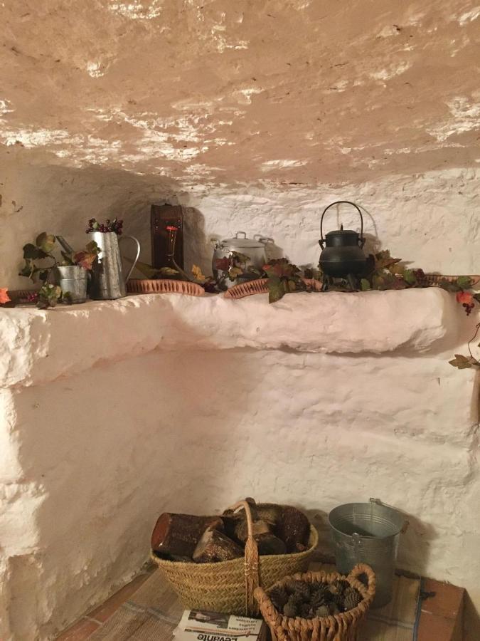 Casa Cueva Araceli Villa อัลกาลา เดล ฆูการ์ ภายนอก รูปภาพ
